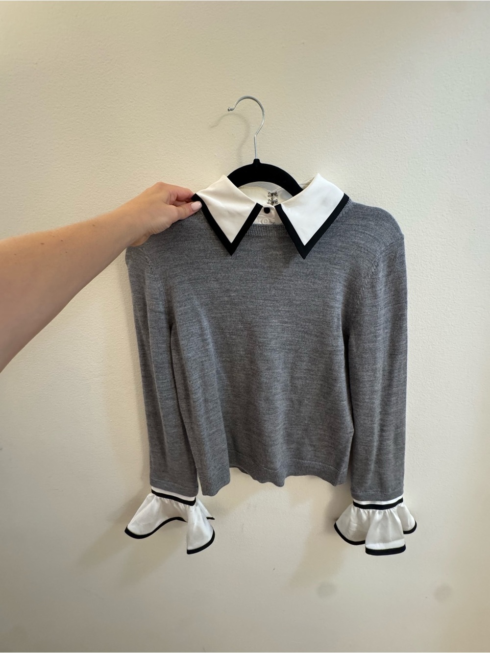 Alice + Olivia Gray Knit Sweater with White Contrast Collar and Ruffle Cuffs